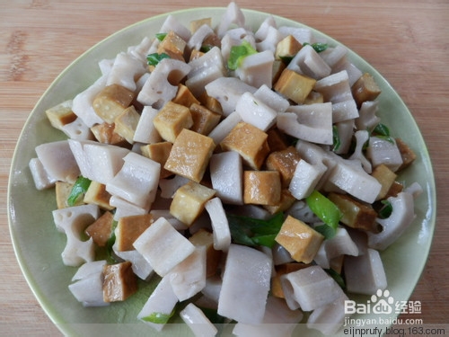 藕丁豆腐干的详细做法