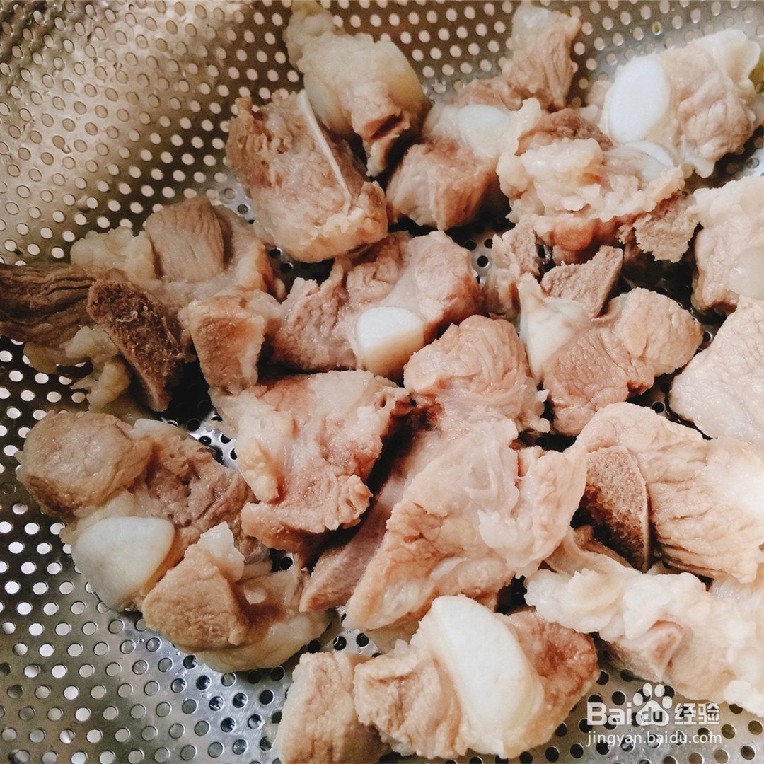 山药板栗炖排骨的做法