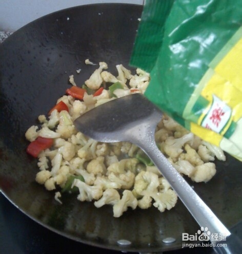 干锅菜花怎么做，正宗的干锅菜花做法学习