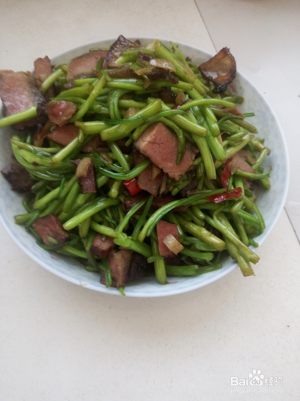 家常菜-藜蒿炒腊肉