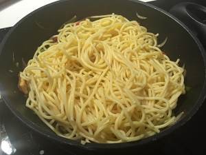 怎么做好吃的黑椒鸡丝意面