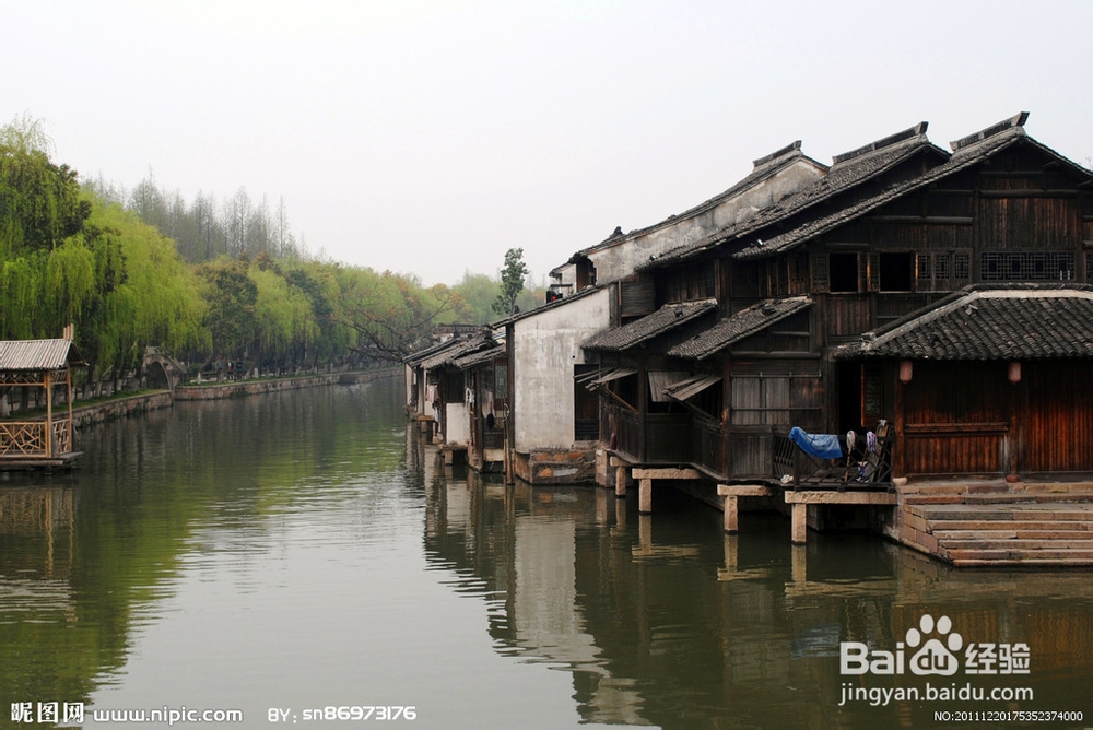 走进乌镇，感受六千年的美 。