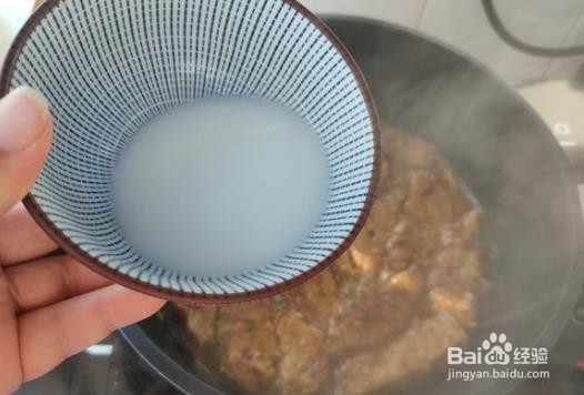 家常烩鱼饼这样做