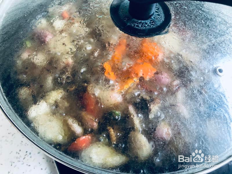 「年夜饭」红焖土鸡萝卜的做法