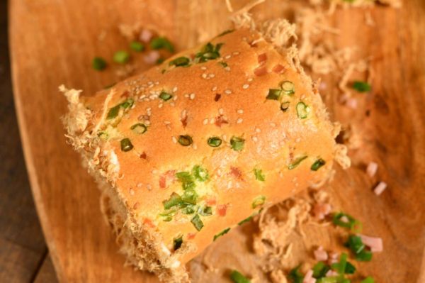 火腿肉松蛋糕卷