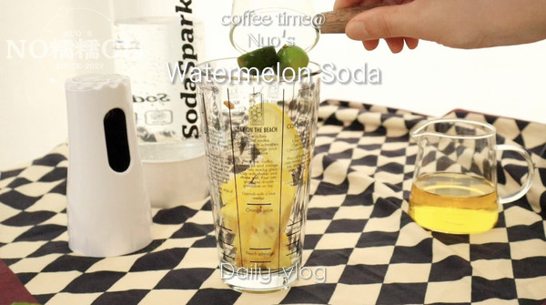 西瓜柠檬气泡水