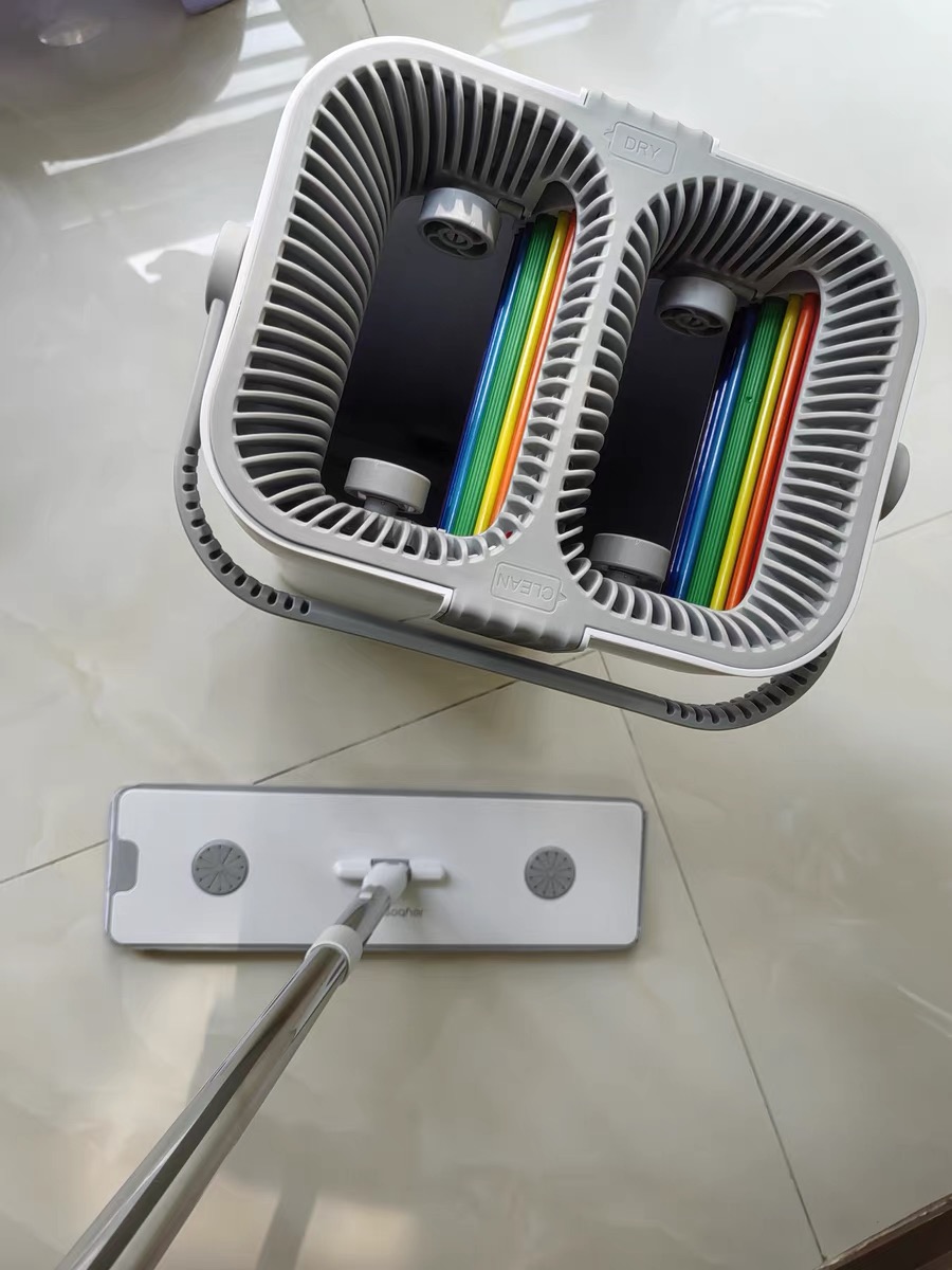 宠物家庭终极测评：全网爆火的“彩虹刮刮乐”，真的能解决猫狗满天飞毛吗？