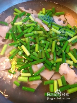 食补佳品小炒南国藕蛋的做法