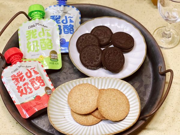 草莓酱奶酪三色木糠杯