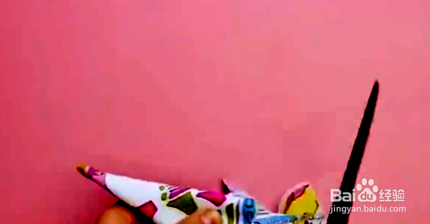 如何给芭比做一个可爱的小裙子