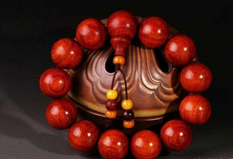 鸡血红小叶紫檀是什么