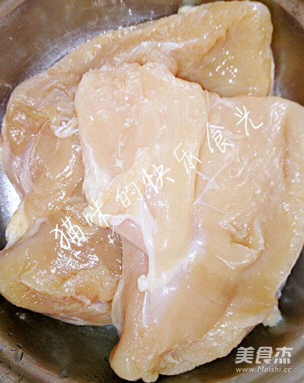 苏式鸡肉榨菜月饼