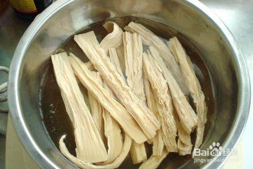 怎么泡发腐竹效果最好？