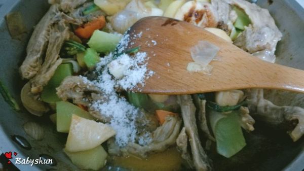 时蔬干锅辣鸭#食光社干锅鸭#