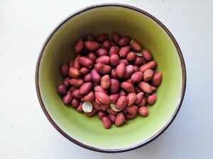 下酒菜老醋花生 让你吃饭时候胃口大开