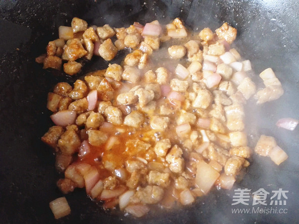 牛肉盖饭的做法