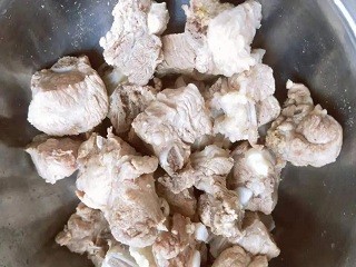 家常版炖排骨怎么做？