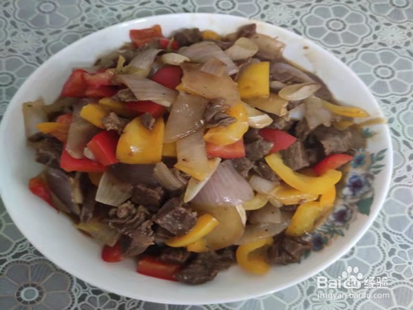 彩椒炒牛肉