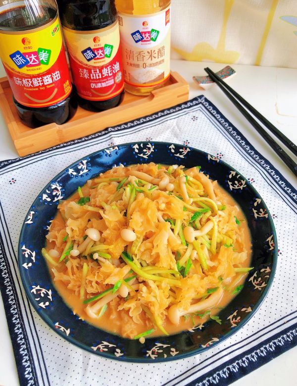 海盐花生银耳杂拌