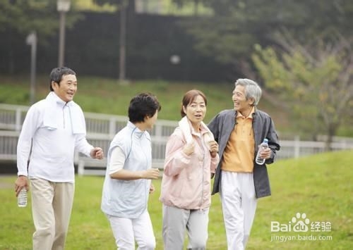 冬季,老人如何养胃
