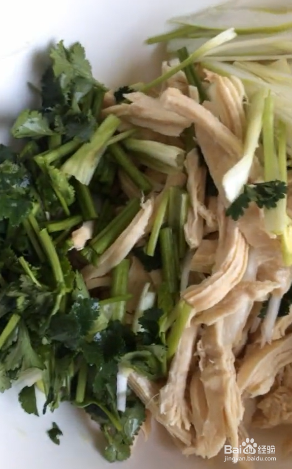 手撕麻辣鸡丝的做法