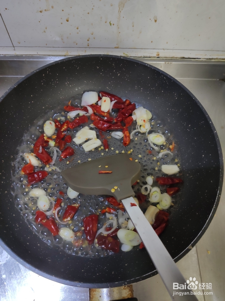 超级过瘾的鸡丝包菜豆皮魔芋丝