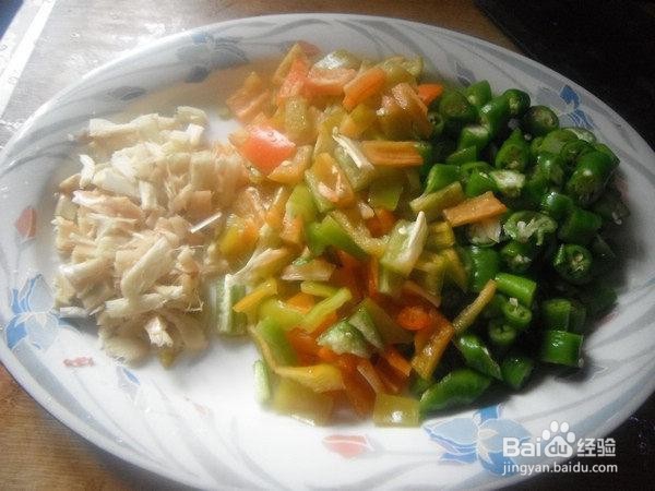 美味的双椒排骨