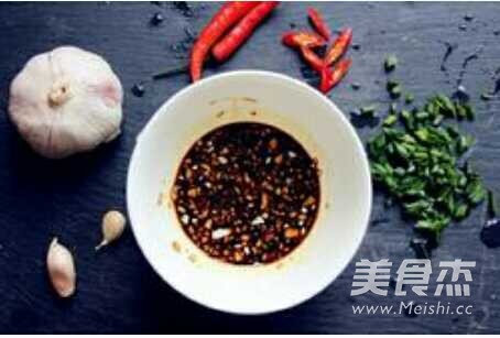 蒜蓉拌茄子的做法