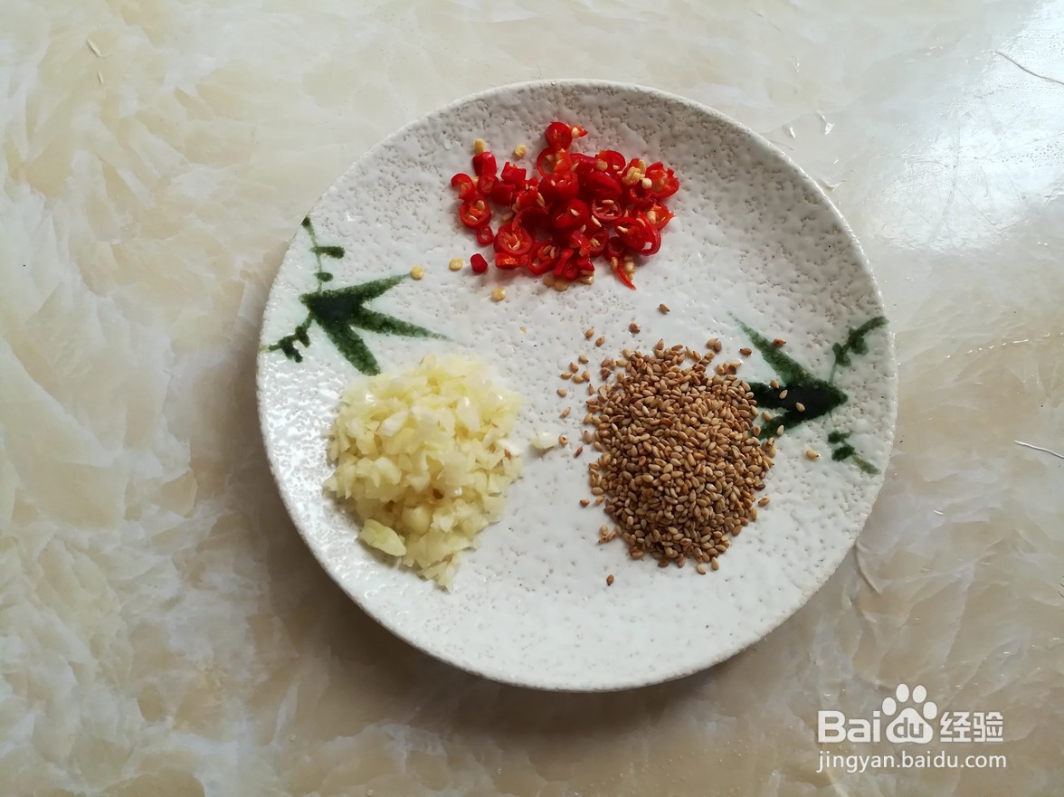 如何制作美味凉拌黄瓜？