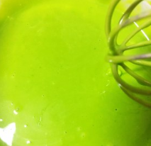 六寸菠菜汁戚风蛋糕的做法