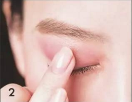 男生学化妆好吗高级感桃花妆