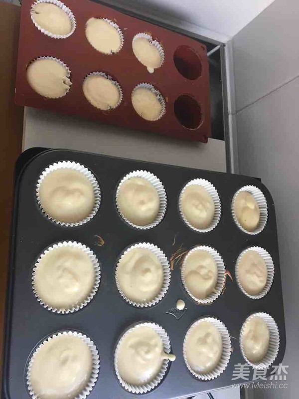 戚风小蛋糕的做法