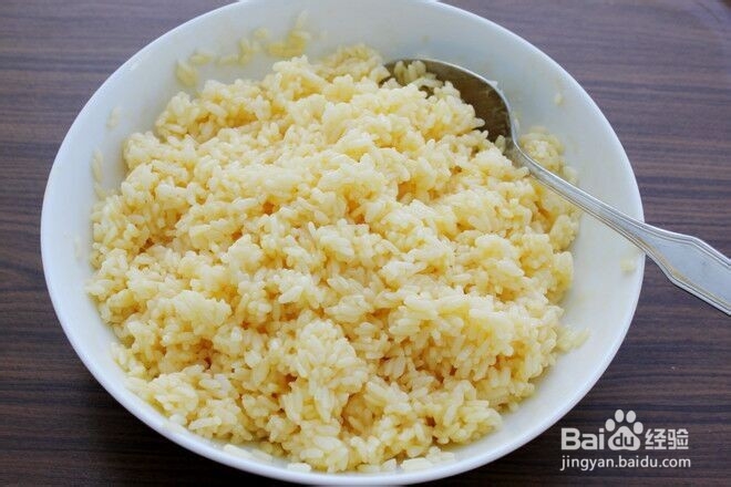 如何做出蛋炒饭