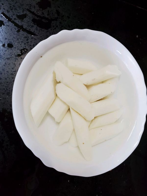 淮山枸杞骨头汤