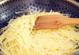 醋溜土豆丝,你真的会溜吗?记住这三点,一定好吃!