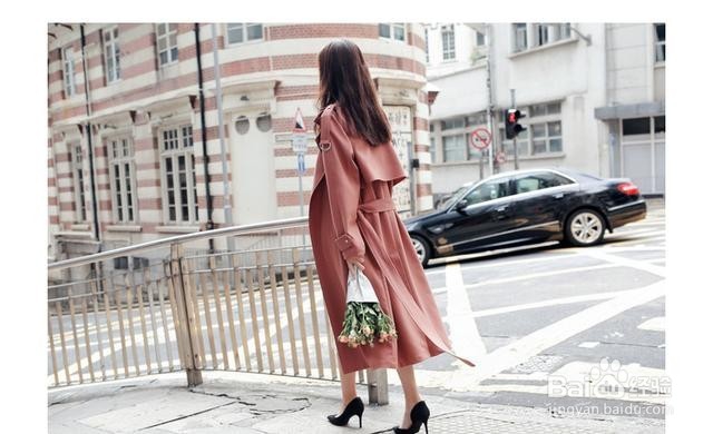 这款自带气质的风衣你能驾驭吗？