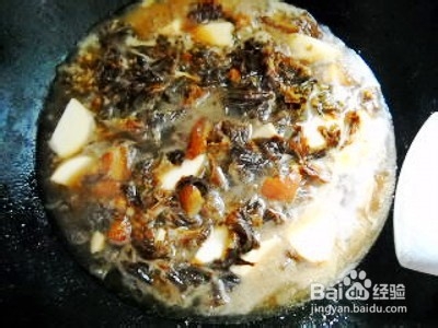 梅菜芋头红烧肉的做法