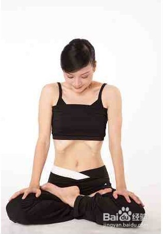 瑜伽入门-太阳呼吸控制法