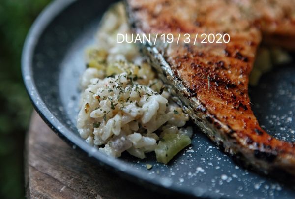 秘制香煎三文鱼佐奶油炖饭