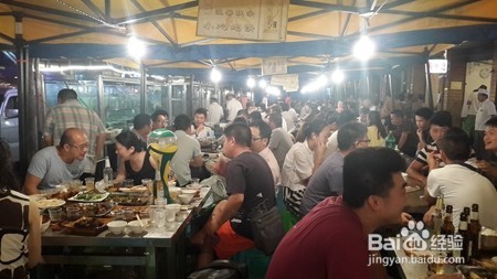 晚上熬夜肚子饿，吃点啥好呢？