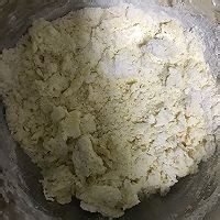 自制好吃的杏仁一口酥