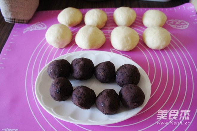 黑豆沙馅面包