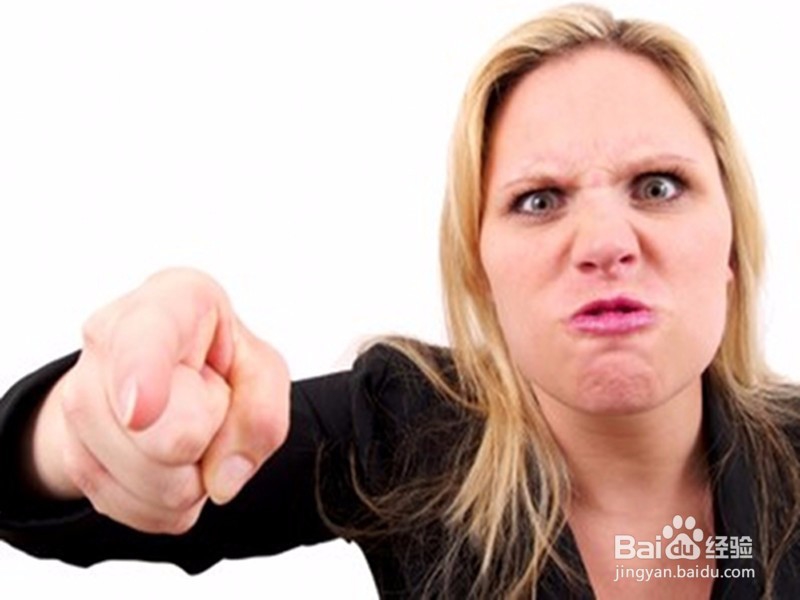 在公交车上遇到色狼怎么办