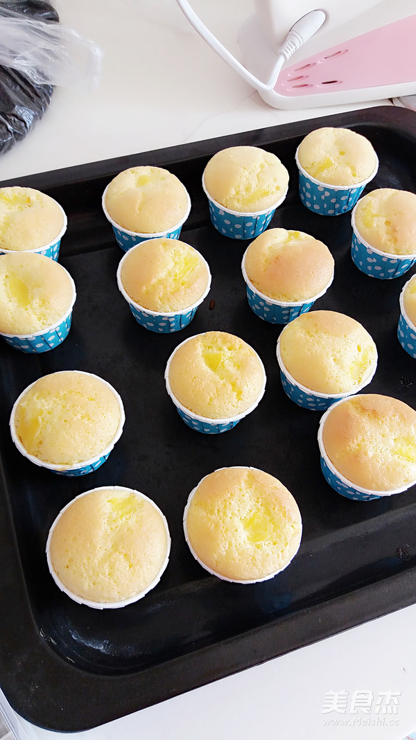 双莓小蛋糕的做法