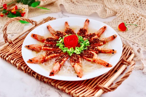 蒜末粉丝蒸好虾