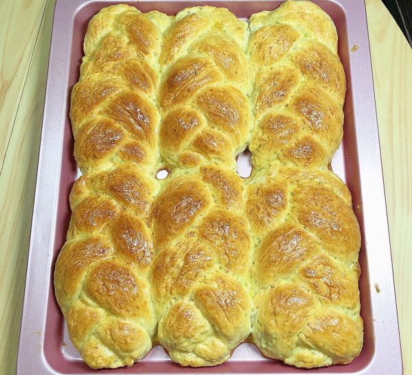 迷迭香奶精面包