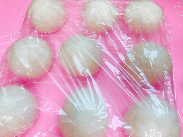 鲜奶香草牛角面包