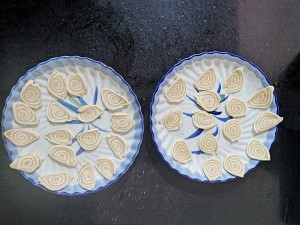 如何制作猫耳朵