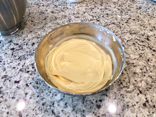 柠檬奶油卡仕达蛋白酥杯