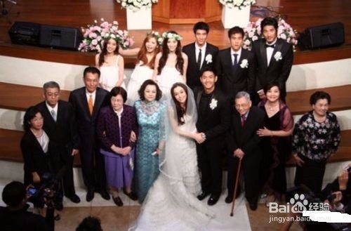 婚礼上怎样拍全家福